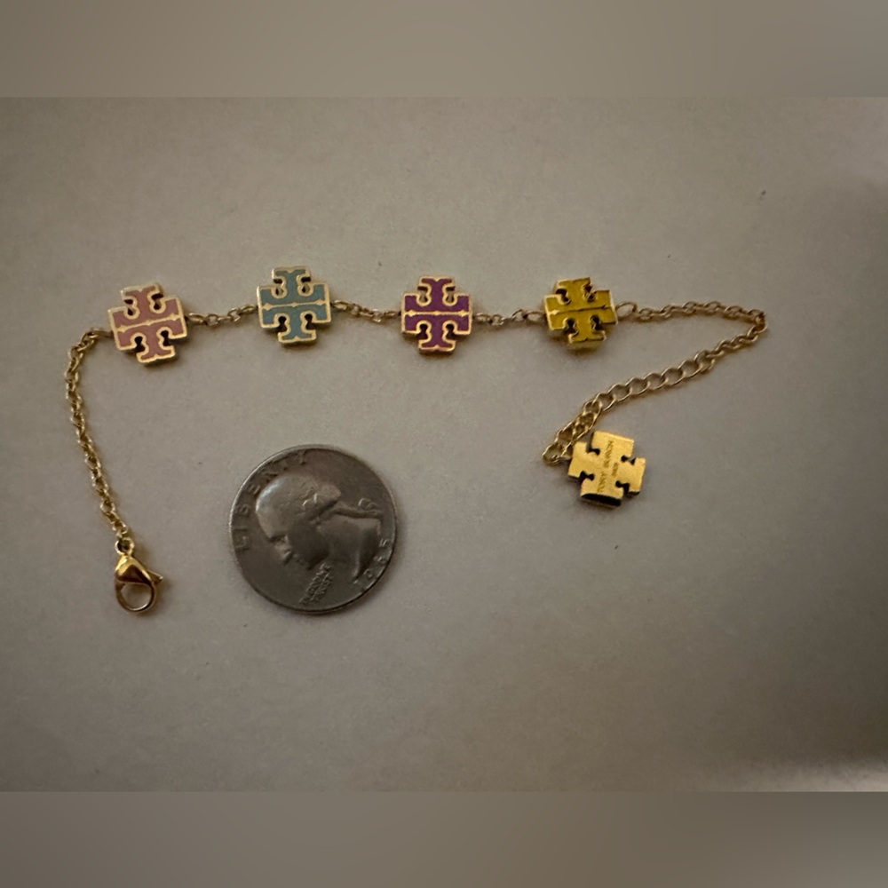 Tory Burch Logo bracelet - Picture 2 of 5